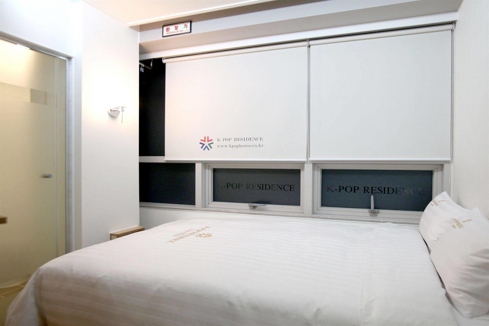 K-pop Chungmuro - Myeong-dong 2* Seoul