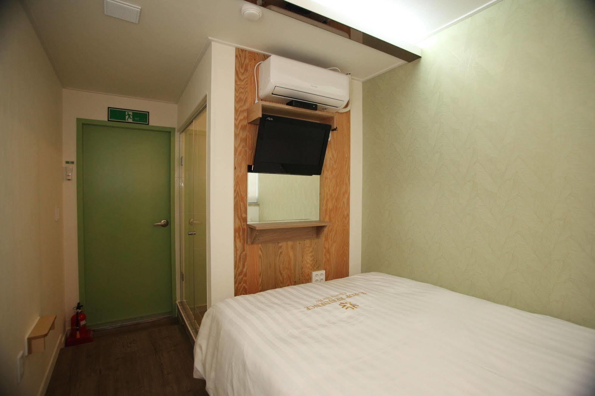 Aparthotel K-pop Chungmuro - Myeong-dong